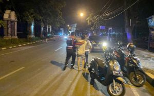 Aksi Tawuran di Pertigaan Patung Egrang Dini Hari, Dua Remaja Berhasil Diamankan