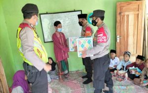 Pererat Silaturahmi, Polsek Sukasari Kunjungi Pesantren Darussalam di Desa Kutamanah