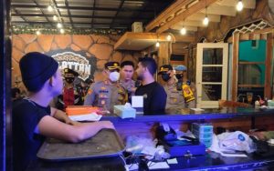 Cegah Kriminalitas, Pemkab Purwakarta Bersama Polisi dan TNI Gelar Patroli Gabungan