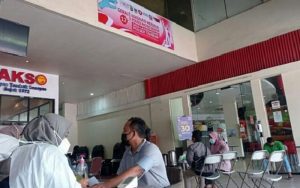 Kejar Capaian Vaksin Booster, Satlantas Polres Purwakarta Gelar Vaksinasi di Rest Area