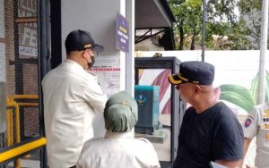 Diduga Langgar Perda, Gerai Mie Gacoan Disegel Petugas Satpol PP Purwakarta