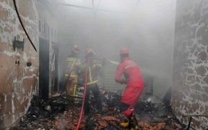Akibat Kompor, Rumah Lantai Dua di Perum Ciwangi Purwakarta Ludes Terbakar