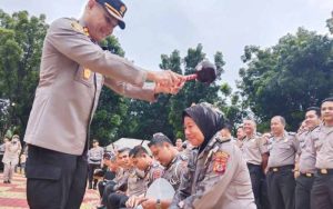 Puluhan Personel Polres Purwakarta Naik Pangkat di Penghujung Tahun 2022