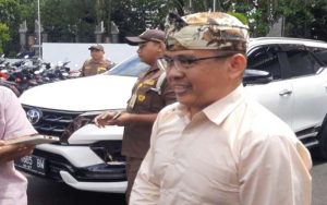 Terkait Dugaan Gratifikasi, Dua Pimpinan DPRD Purwakarta Datangi Kejaksaan