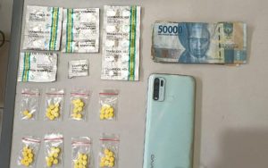 Polisi Purwakarta Berhasil Bongkar Penjualan Obat Terlarang Berkedok Konter HP