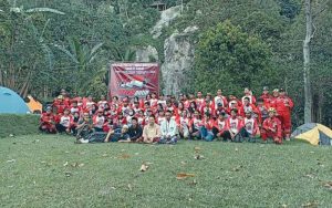 Puluhan Peserta Panjat Tebing Merah Putih Ikut Pelatihan di Gunung Parang Purwakarta