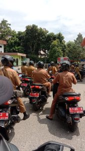 Anne Alias Ambu Anne Bagikan Ratusan Motor Dinas Baru ke Kepala Desa Yang Ada Diwilayah Kabupaten Purwakarta