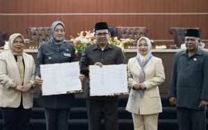 DPRD dan Pemkab Purwakarta Sepakati Dua Raperda yang Disahkan Jadi Perda