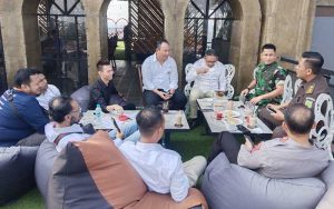 Jumat Curhat, Kapolres Purwakarta Gelar Silaturahmi Bersama Awak Media