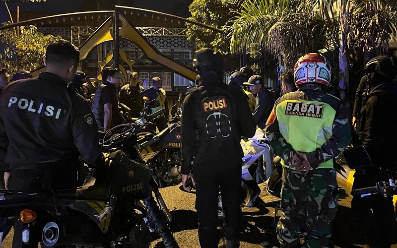 Jaga Keamanan Bulan Ramadhan, TNI dan Polri di Purwakarta Gelar Patroli Gabungan