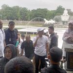 Pertunjukan air mancur Sri Baduga Purwakarta