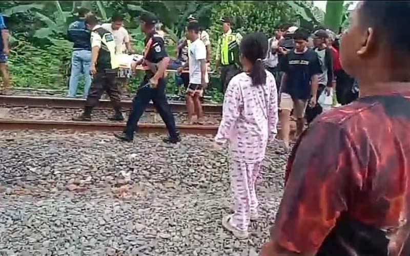 Pelajar terserempet kereta di Purwakarta