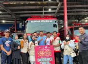 Kolaborasi Relawan Purwakarta Gelar Aksi Berbagi Takjil di Mako Damkar