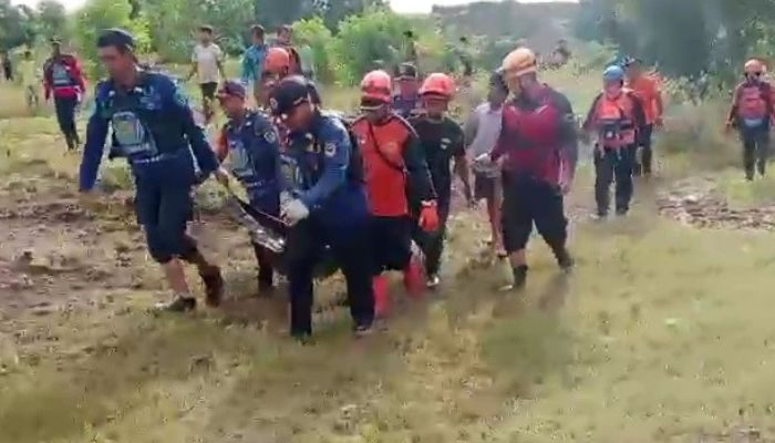 Hilang Terseret Arus, Lansia di Purwakarta Ditemukan Meninggal di Sungai Cilangkap