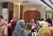 Gold N’ Roses Grand Opening di Purwakarta