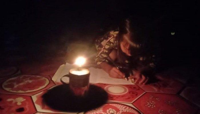 Empat Hari Listrik Padam Total, Tiga Desa di Purwakarta Gelap Gulita
