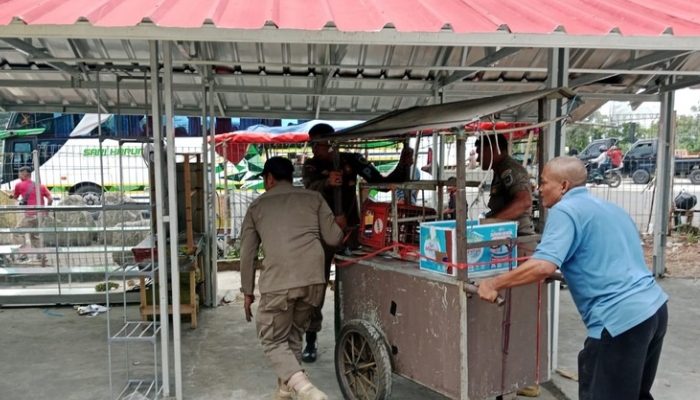 Relokasi PKL Menuju Taman Balarea 2 Hampir Rampung, Satpol PP Purwakarta Lakukan Pendampingan Intensif