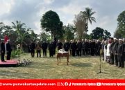 Om Zein Guncang Tradisi, Lantik Pejabat Eselon II di Alam Terbuka