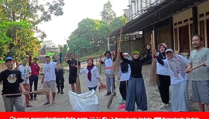 Bersatu Jaga Lingkungan, Ngosrek Bareng Warnai Semangat Warga Ciseureuh