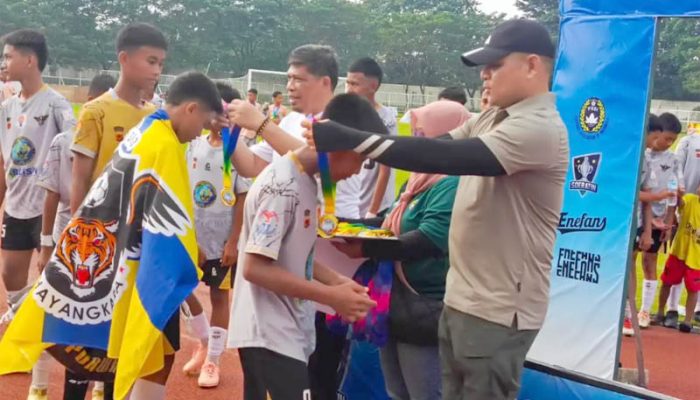 Polres dan Lodaya FC Cetak Juara Piala Soeratin U-13 Purwakarta 2025