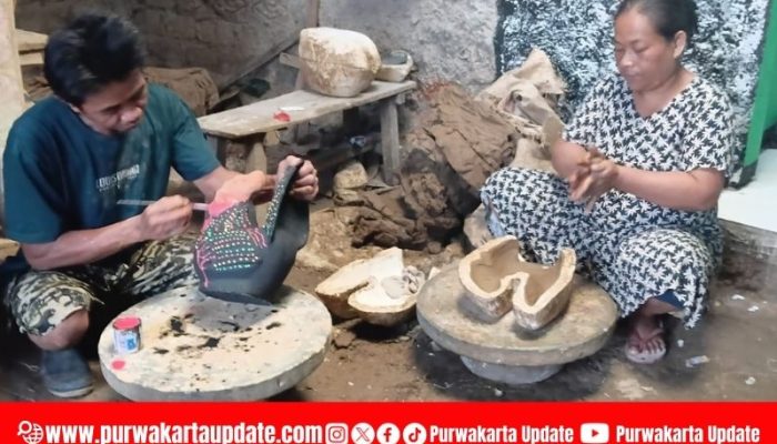 Menjaga Warisan Gerabah Plered, Celengan Ayam Jago Masih Jadi Andalan UMKM Lokal