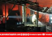 Pedagang di Pasar Rebo Baru Tambah Stok, Kios Malah Ludes Terbakar