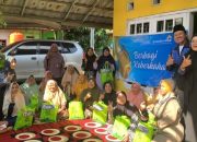 Tebar Keberkahan di Bulan Ramadan, Arminareka Perdana Purwakarta Bagikan Sembako untuk Warga