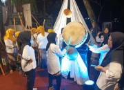 Emak-emak Dari Kecamatan Bungursari Unjuk Kemampuan Di Festival Dulag Purwakarta