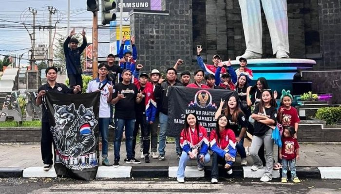 Moonraker Purwakarta Berbagi Takjil, Tebar Kepedulian di Bulan Ramadan