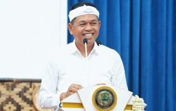 Dedi Mulyadi Mudahkan Warga Bayar Pajak Kendaraan, Bisa Curhat Online