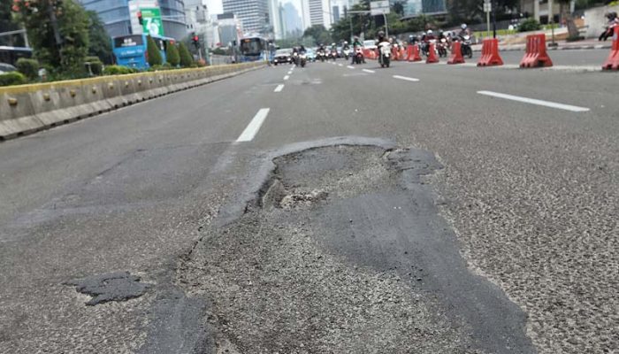 Kementerian PU Catat 7.400 Lubang di Jalan Nasional Jawa Barat