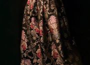 Gamis Motif Damask, Tampil Elegan dan Cantik di Hari Lebaran