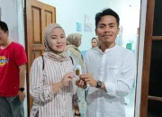 Relawan MBG di Purwakarta Dapat THR Replika Logam Mulia dari Mitra SPPG