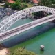 Dedi Mulyadi soroti 42 jembatan rusak di Jawa Barat yang tidak terurus oleh gubernur sebelumnya.