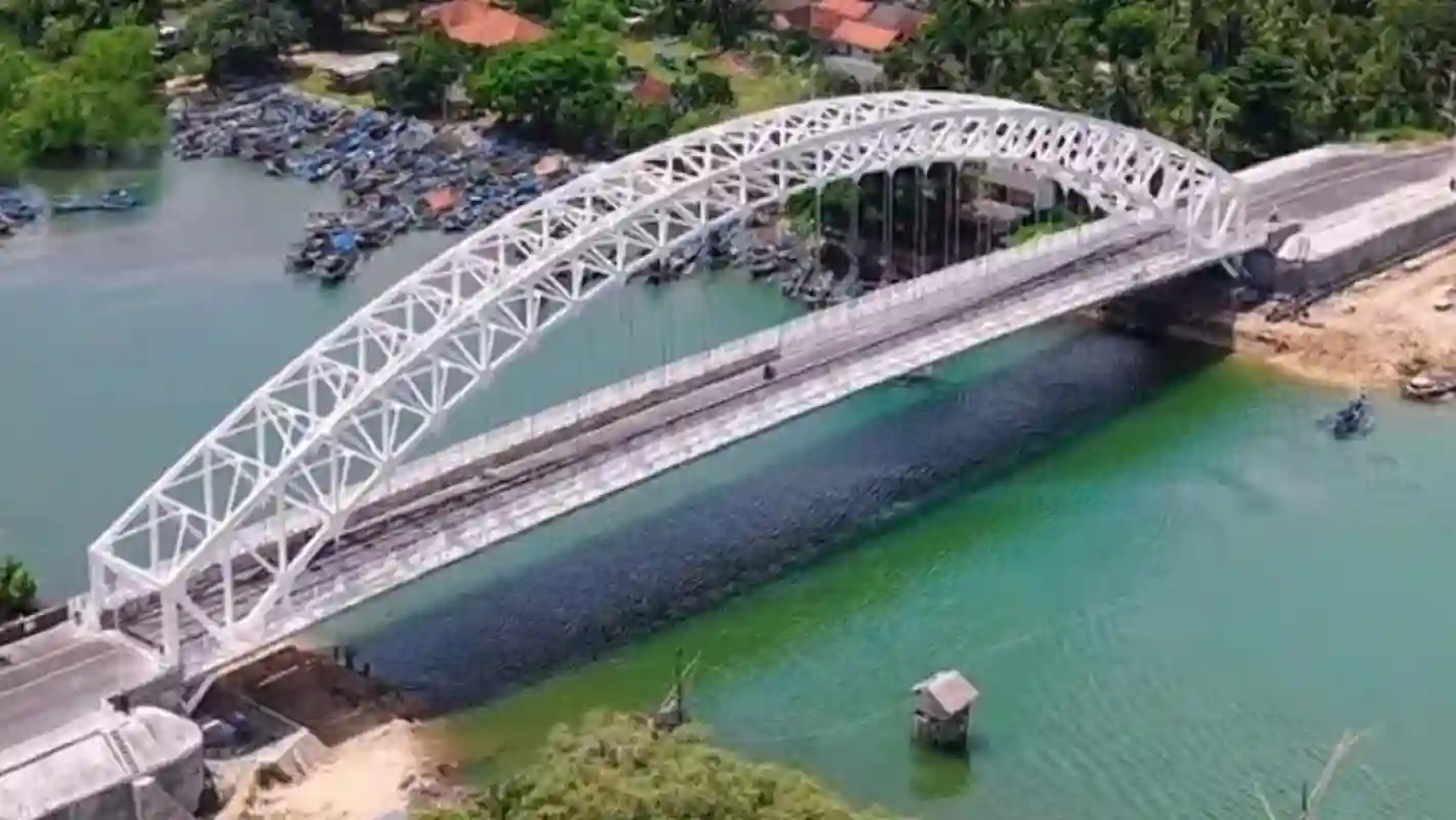 Dedi Mulyadi soroti 42 jembatan rusak di Jawa Barat yang tidak terurus oleh gubernur sebelumnya.