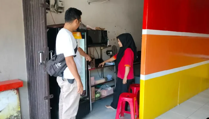 Gerai Ayam Goreng Di Purwakarta Disatroni Maling, Polsek Sukatani Lakukan Penyelidikan