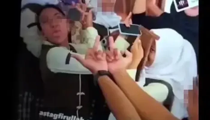 Begini Tanggapan Dewan Pendidikan Purwakarta Soal Video Pelajar Yang Acungkan Jari Tengah Dan Ejek Guru