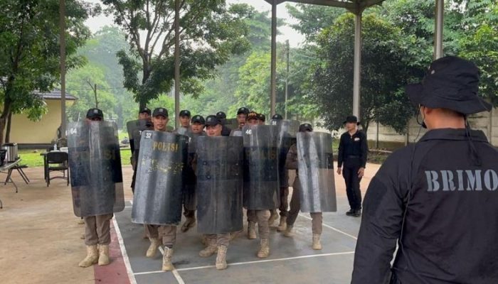 Tingkatkan Profesionalisme, Satpol PP Purwakarta Jalani Pendidikan dan Pelatihan di Markas Brimob