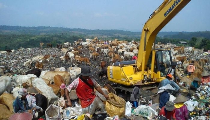 Dilema Sampah Purwakarta, Antara Biaya Mahal ke Sarimukti atau Bangun TPA Baru