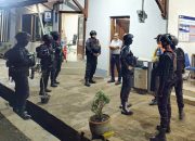 Jaga Harkamtibmas, Brimob Jabar Patroli Malam di Purwakarta