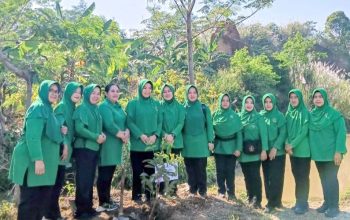 Persit KCK Kodim 0619 Purwakarta Gelar Penanaman Pohon