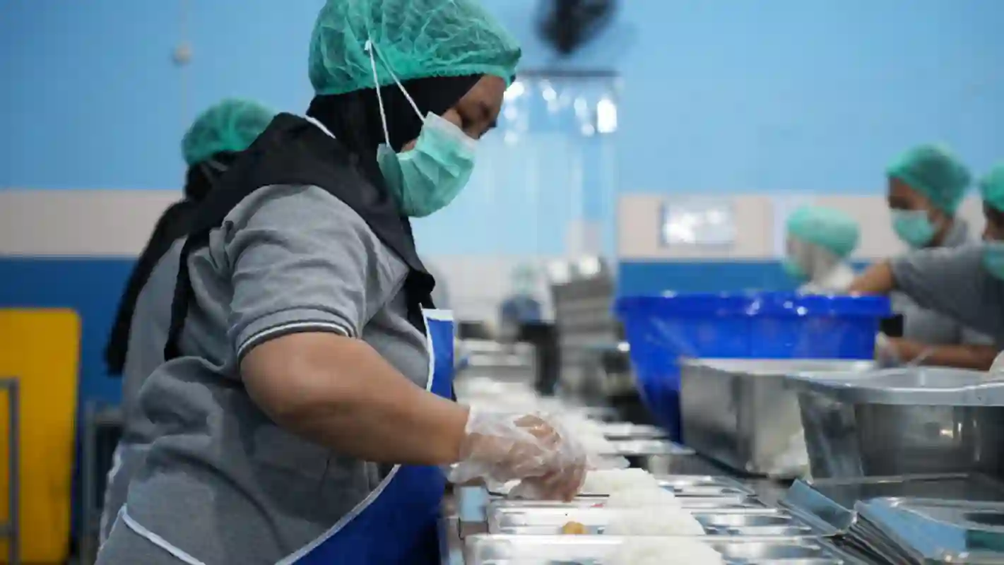 Kebijakan baru Makan Bergizi Gratis Airlangga Hartarto hemat 20 triliun.