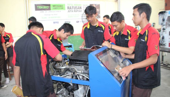 Jabar Perkuat Link and Match SMK-Industri, Cetak SDM Siap Kerja