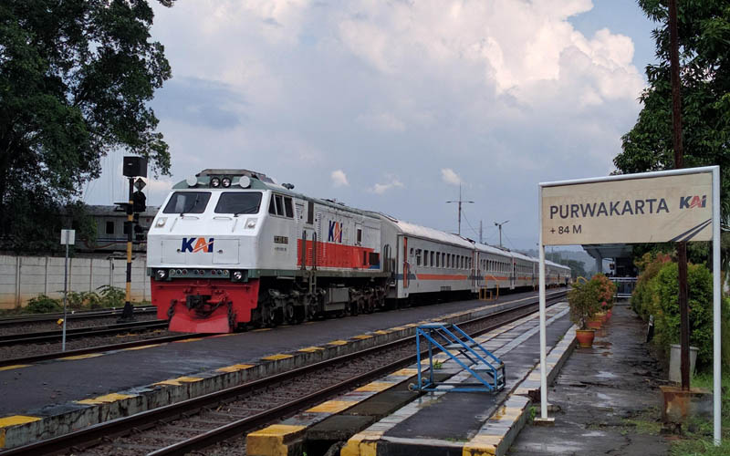 Stasiun Kereta Api Purwakarta