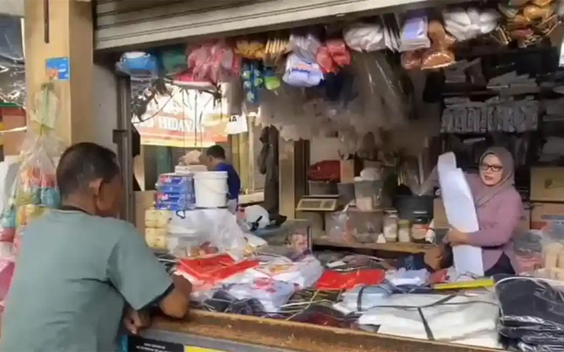 Toko plastik di Purwakarta