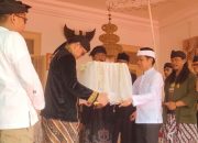 Purwakarta Lepas Mahkota Binokasih, Om Zein Ajak Masyarakat Bangga Jadi Urang Sunda
