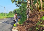 Bhabinkamtibmas Desa Depok Polsek Darangdan Ngosrek Bareng Warga