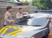Polres Purwakarta Pasang Stiker Layanan Darurat 110 di Kendaraan Dinas
