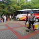 Bentuk Pelayanan Masyarakat, Polres Purwakarta Tempatkan Personel Sambut Kepulangan Jemaah Haji