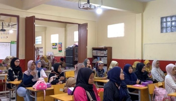 Seminar Anti-Bullying: Kolaborasi Orang Tua, Guru dan UPI Kampus Cibiru di SDN 106 Ajitunggal Cijambe